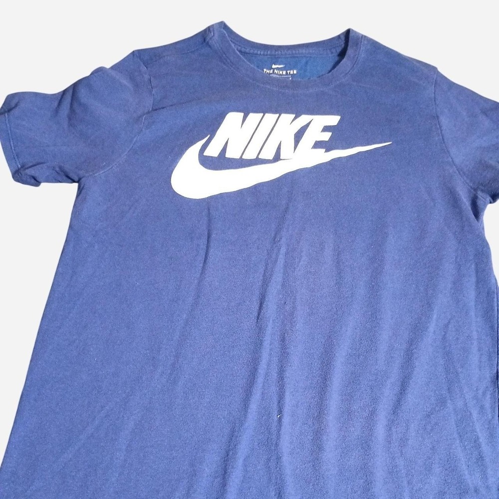 Nike tee shirt